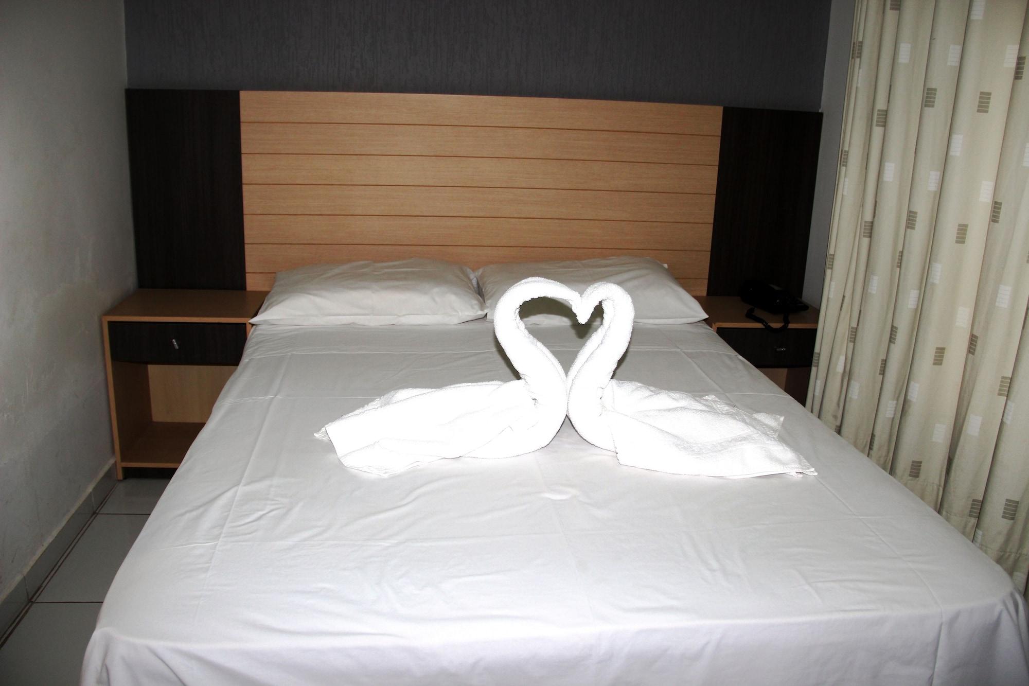 Muffato Plaza Hotel ฟอสดูอีกวาซู ภายนอก รูปภาพ