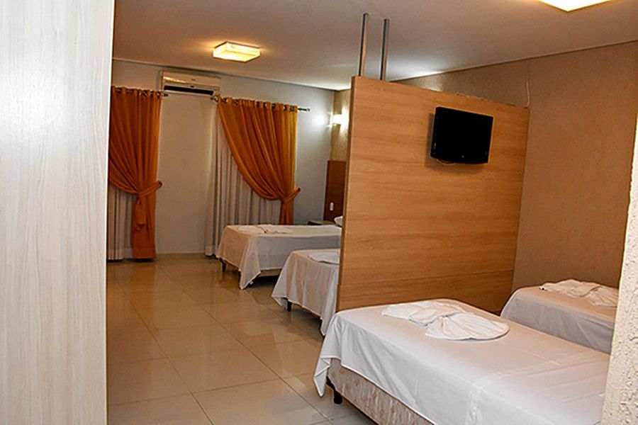 Muffato Plaza Hotel ฟอสดูอีกวาซู ภายนอก รูปภาพ
