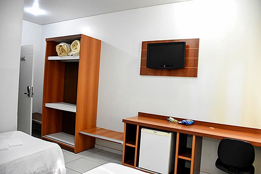 Muffato Plaza Hotel ฟอสดูอีกวาซู ภายนอก รูปภาพ