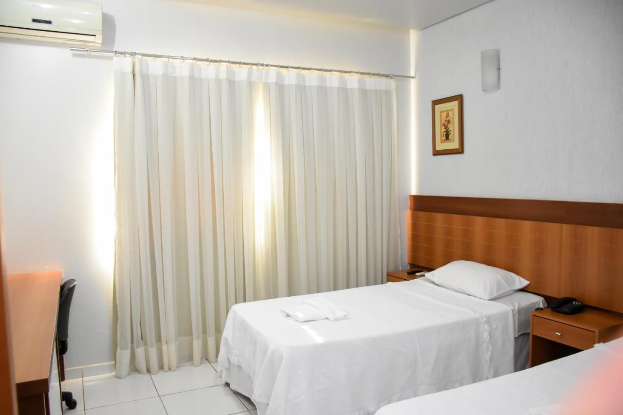 Muffato Plaza Hotel ฟอสดูอีกวาซู ภายนอก รูปภาพ